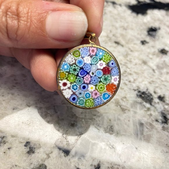 MultiColor Pendant - Picture 5 of 7